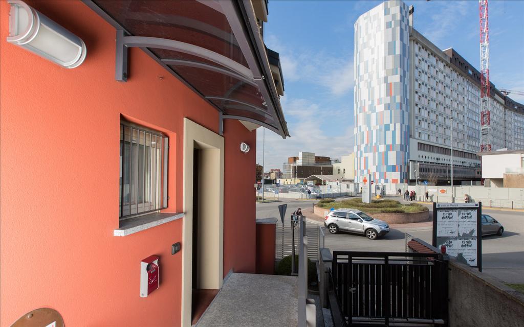 Residenza Villa Regina Monza Luaran gambar