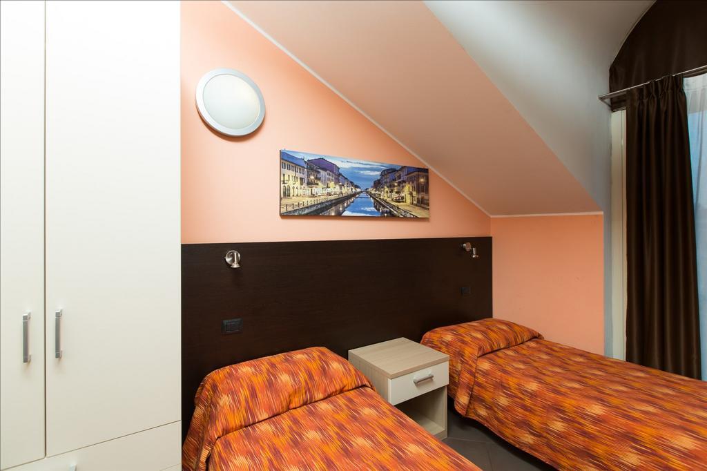 Residenza Villa Regina Monza Luaran gambar